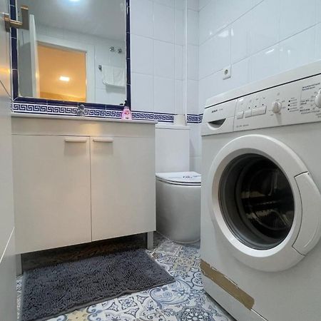 Apartamento Con Vista A La Piscina Lejlighed Benalmádena Eksteriør billede