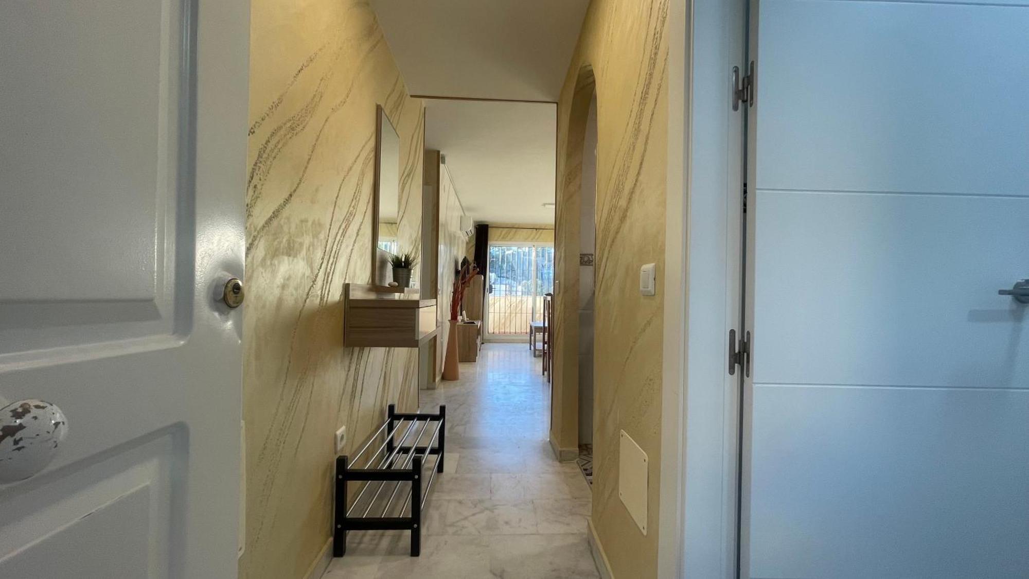 Apartamento Con Vista A La Piscina Lejlighed Benalmádena Eksteriør billede
