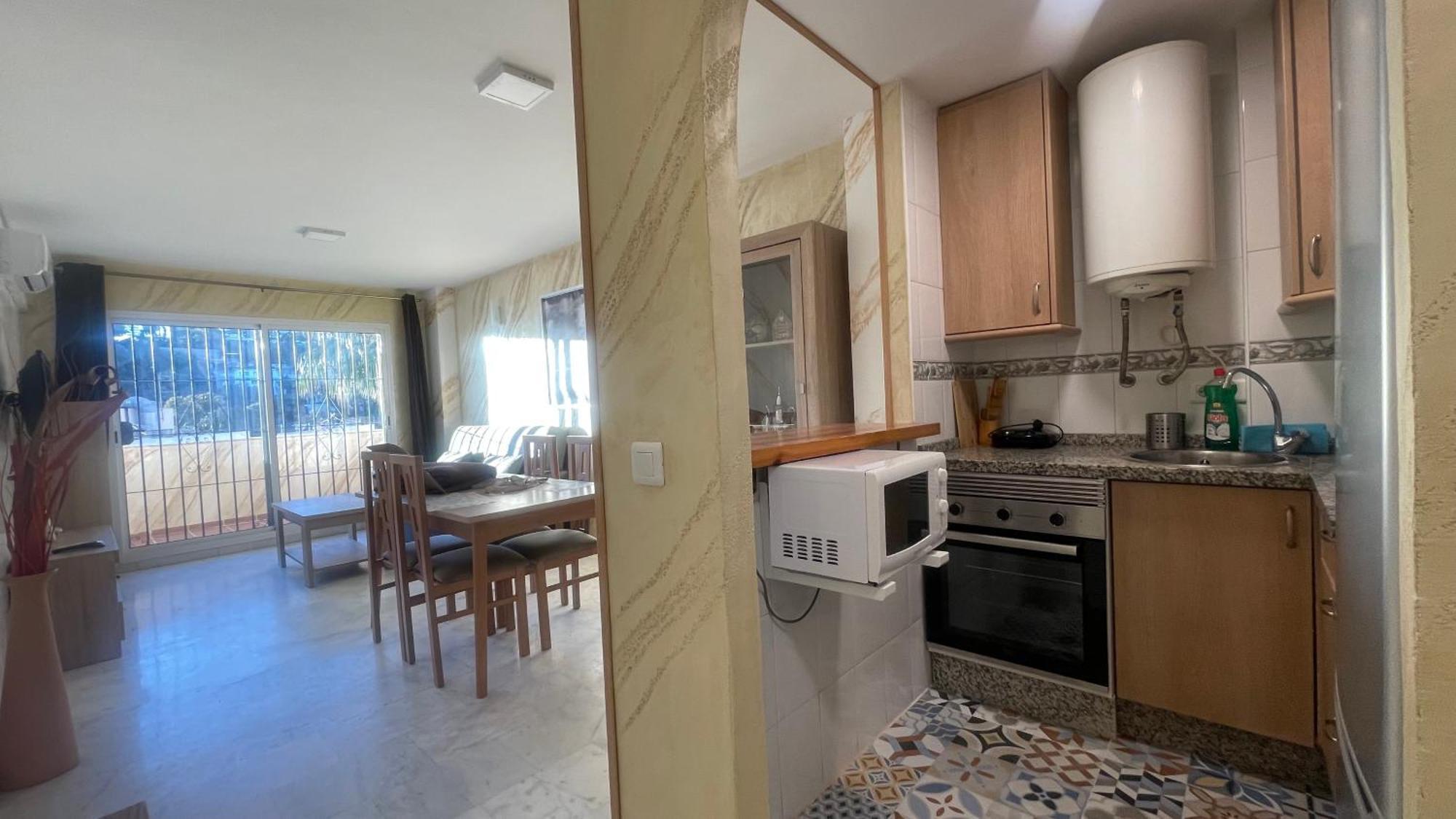 Apartamento Con Vista A La Piscina Lejlighed Benalmádena Eksteriør billede